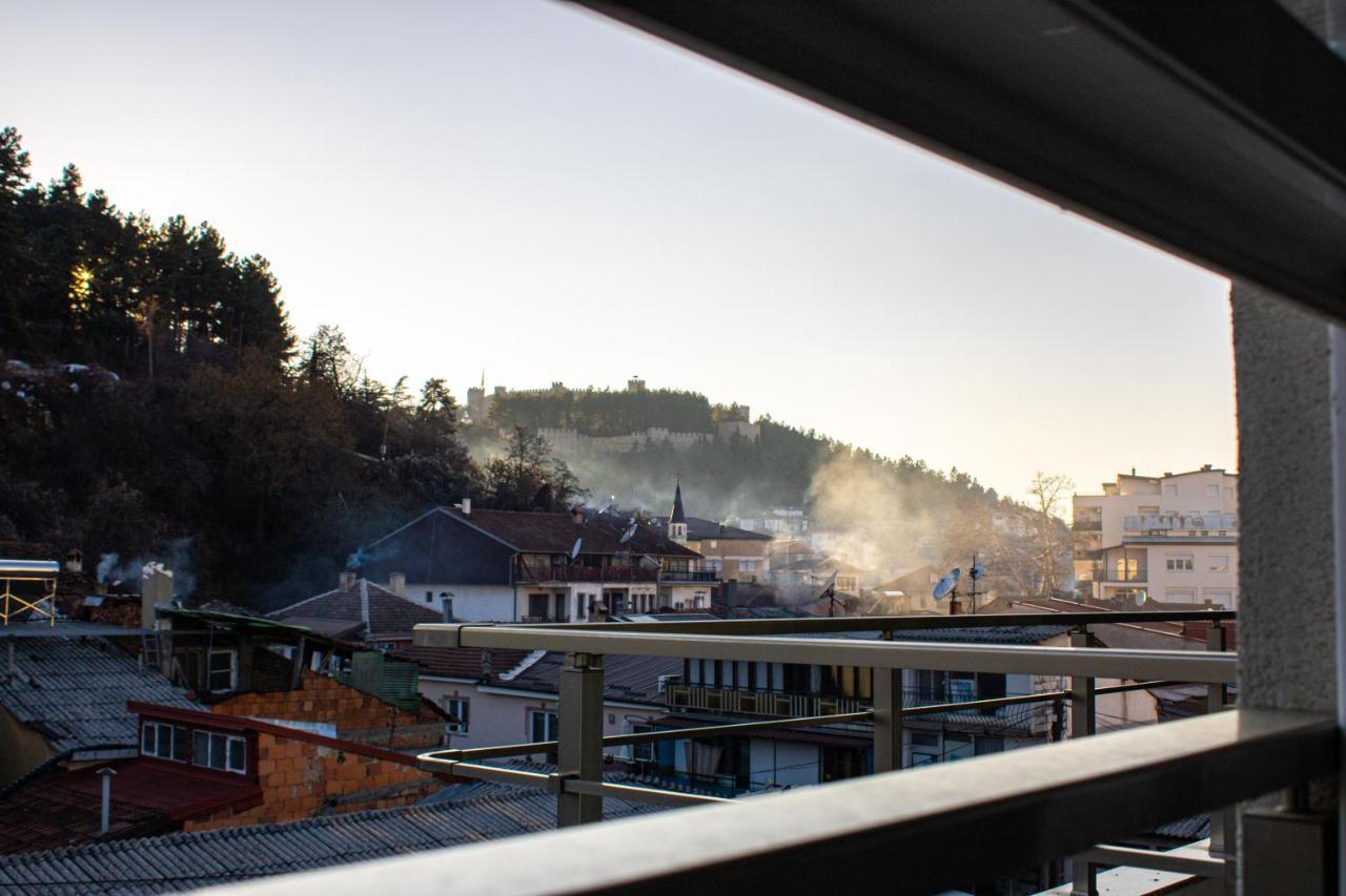 City Center Apartment Ohrid Buitenkant foto