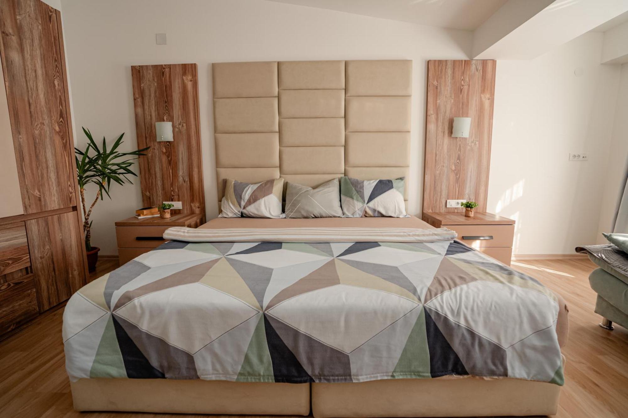 City Center Apartment Ohrid Buitenkant foto