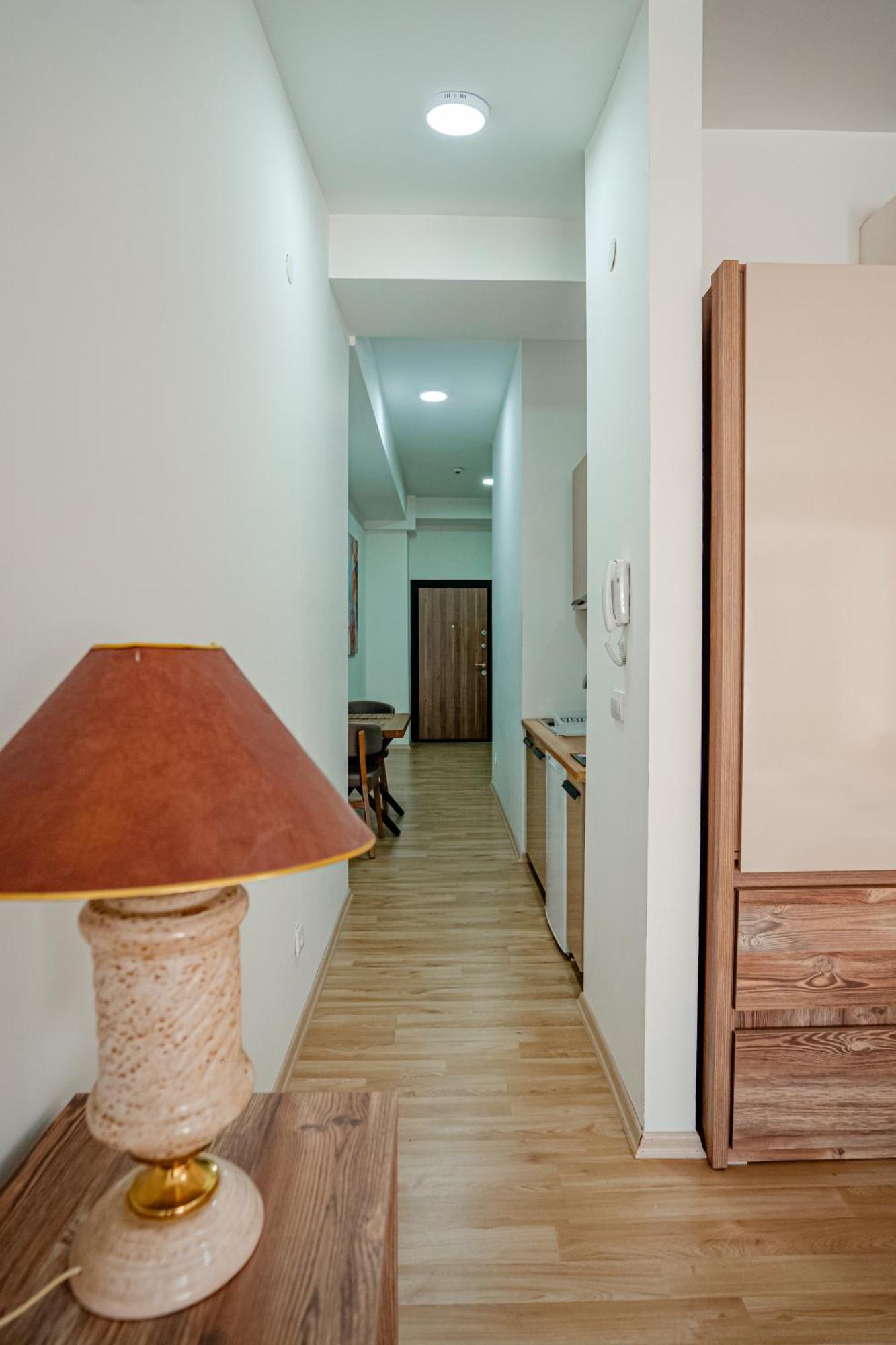 City Center Apartment Ohrid Buitenkant foto